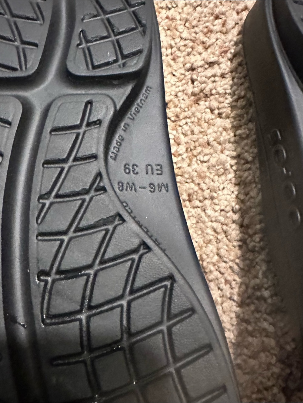 OOFOS Black Cushioned Slide Sandals - Picture 3 of 3